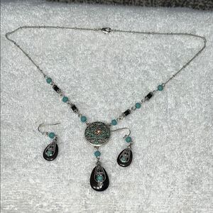 Elegant Silver and Turquoise Jewelry Set